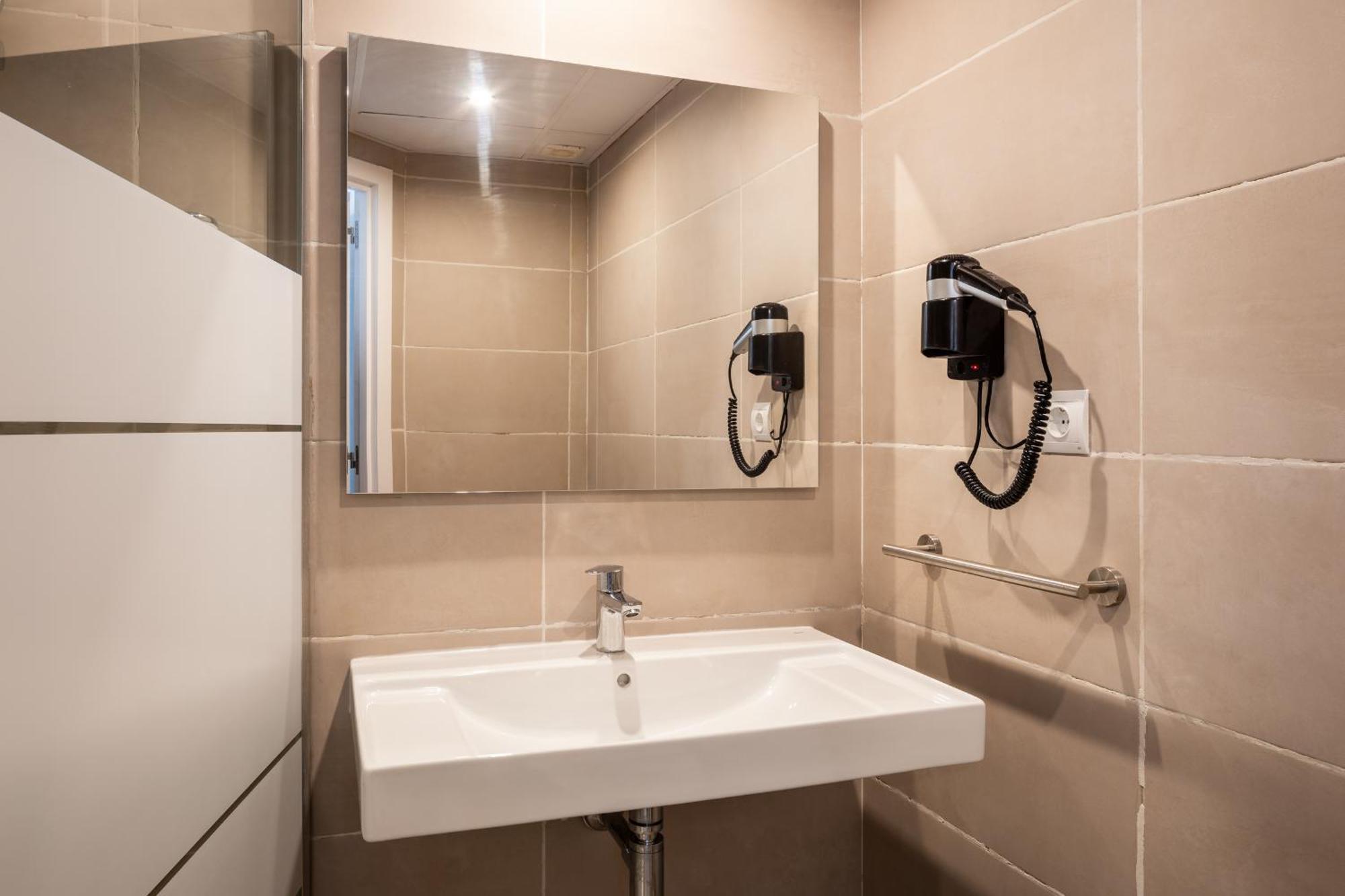 Sant Antoni de Portmany Hostal Alicante מראה חיצוני תמונה