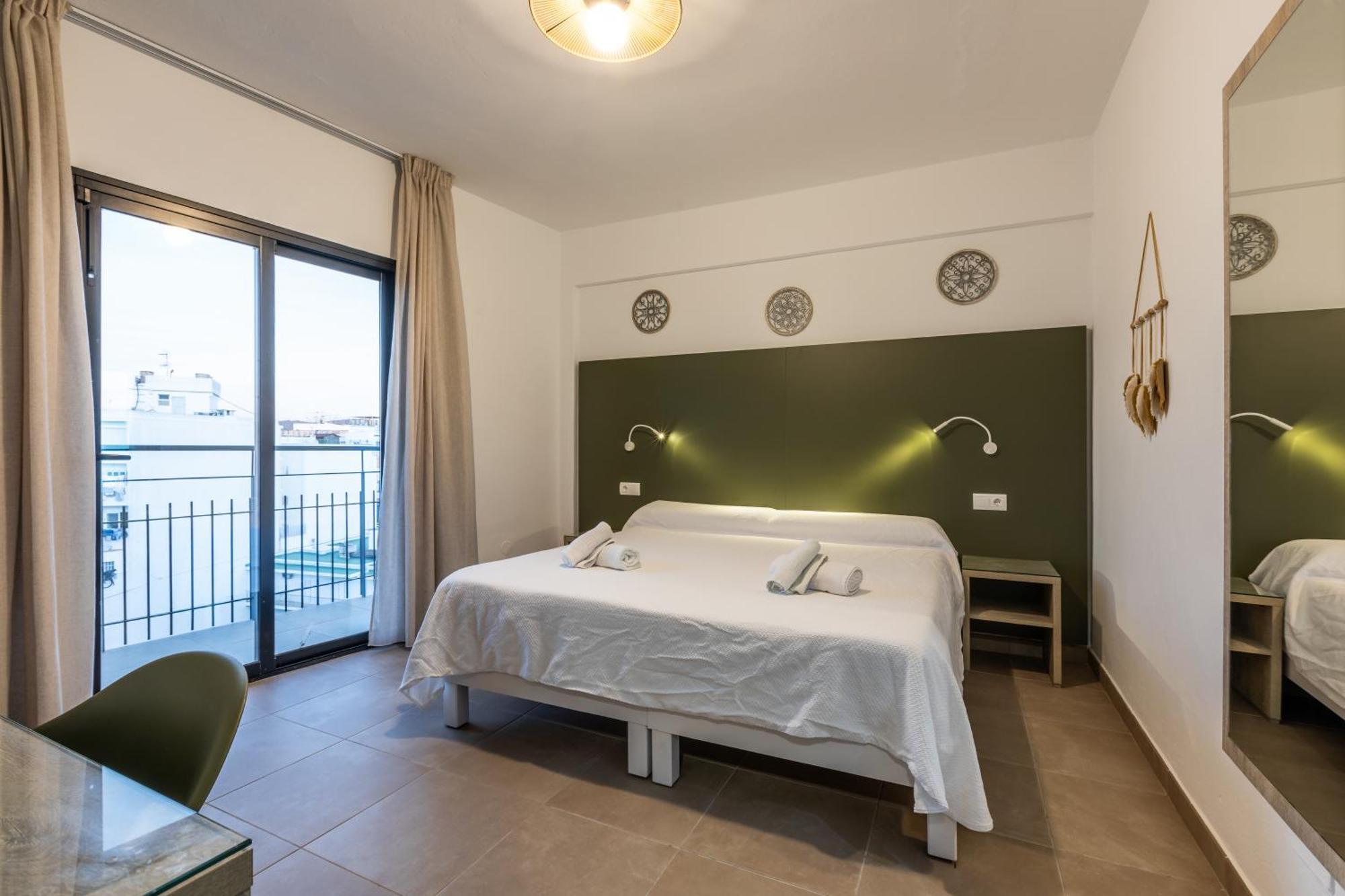 Sant Antoni de Portmany Hostal Alicante מראה חיצוני תמונה