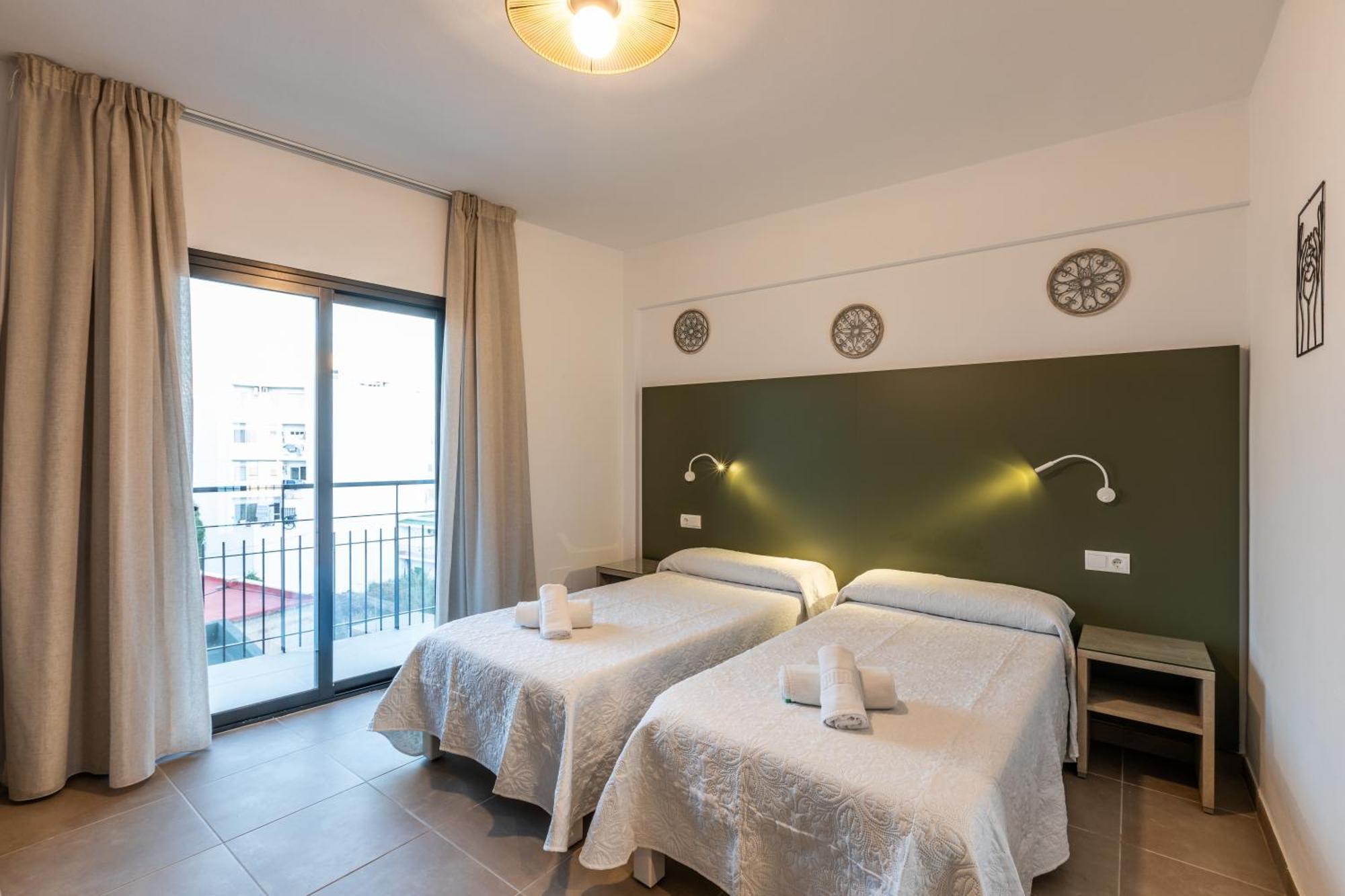 Sant Antoni de Portmany Hostal Alicante מראה חיצוני תמונה