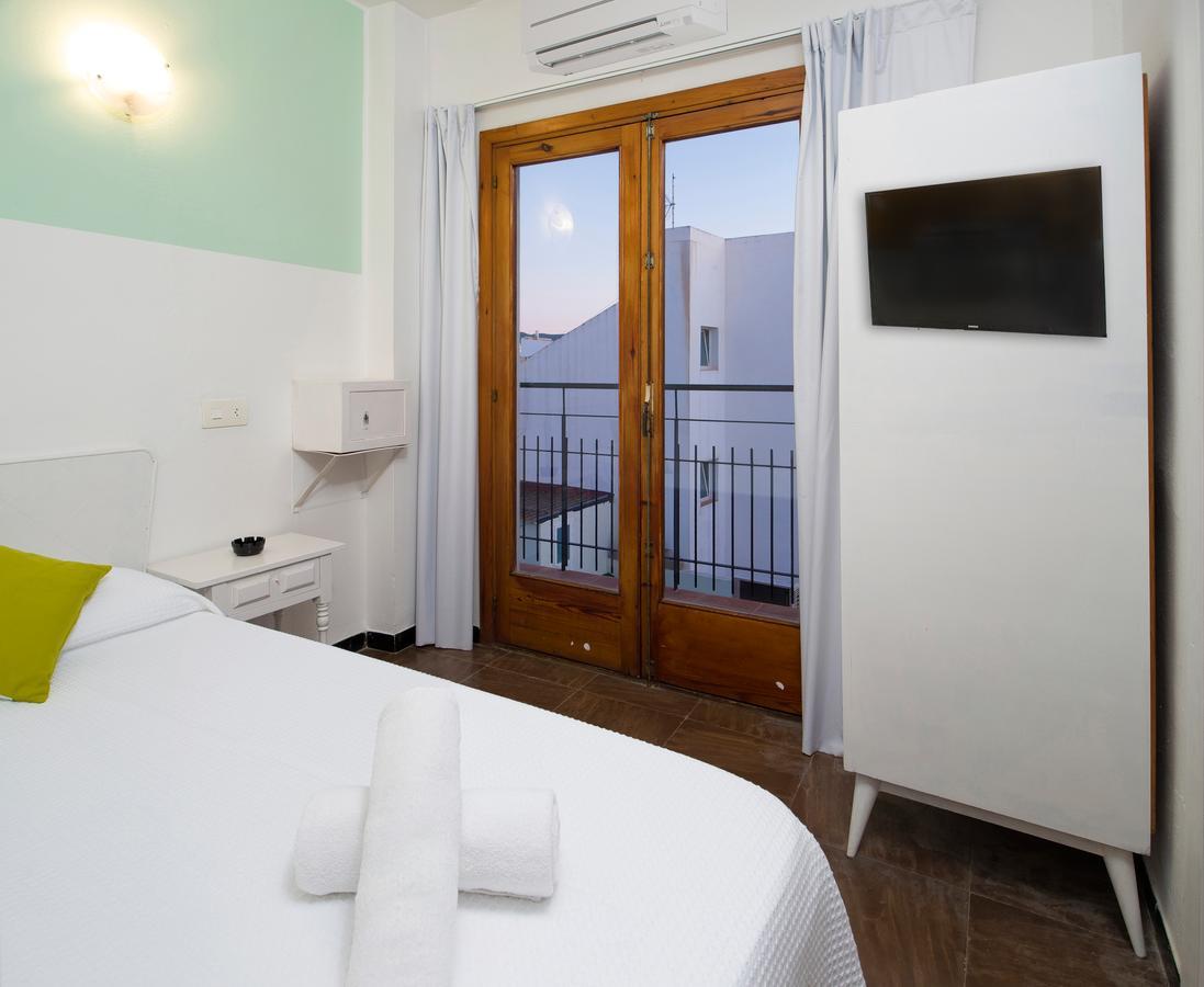 Sant Antoni de Portmany Hostal Alicante מראה חיצוני תמונה