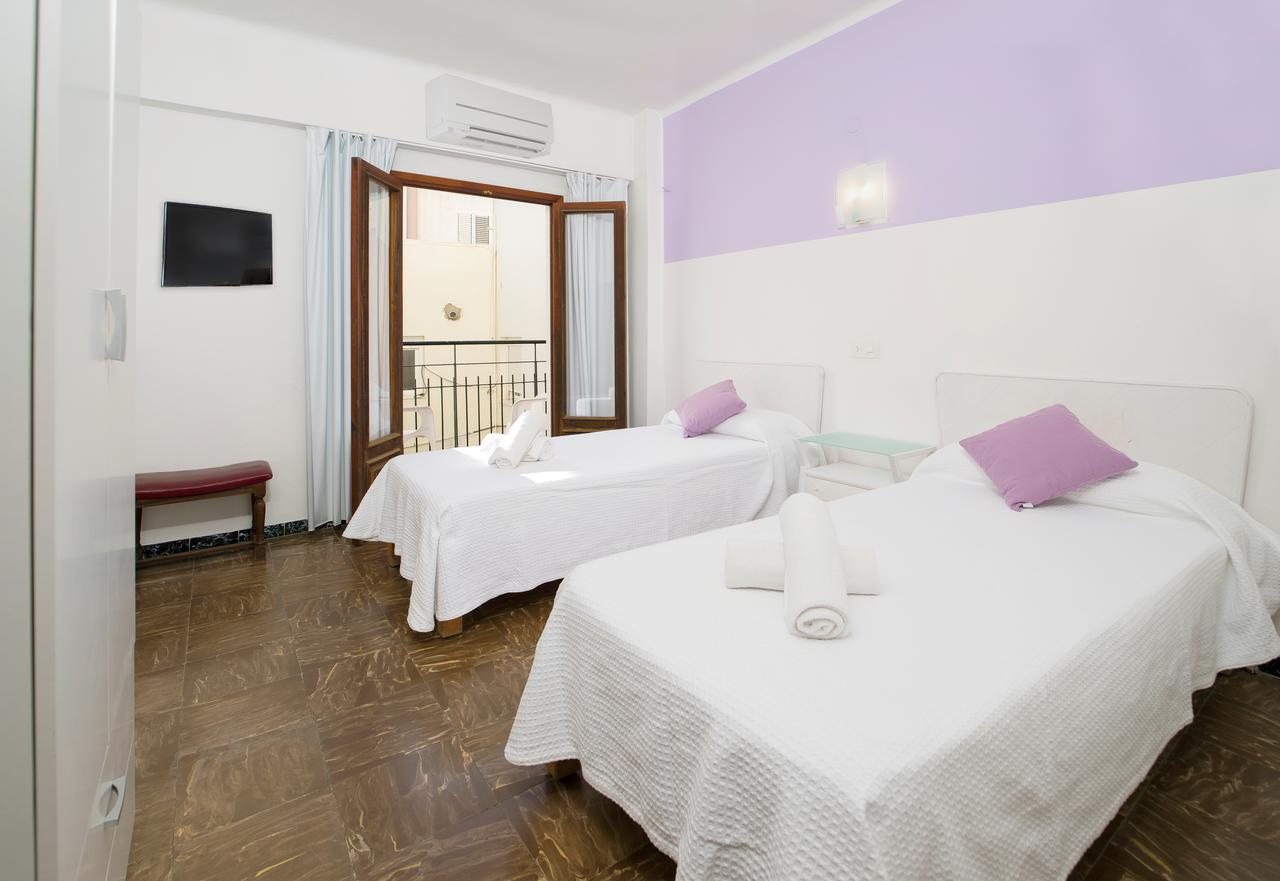 Sant Antoni de Portmany Hostal Alicante מראה חיצוני תמונה